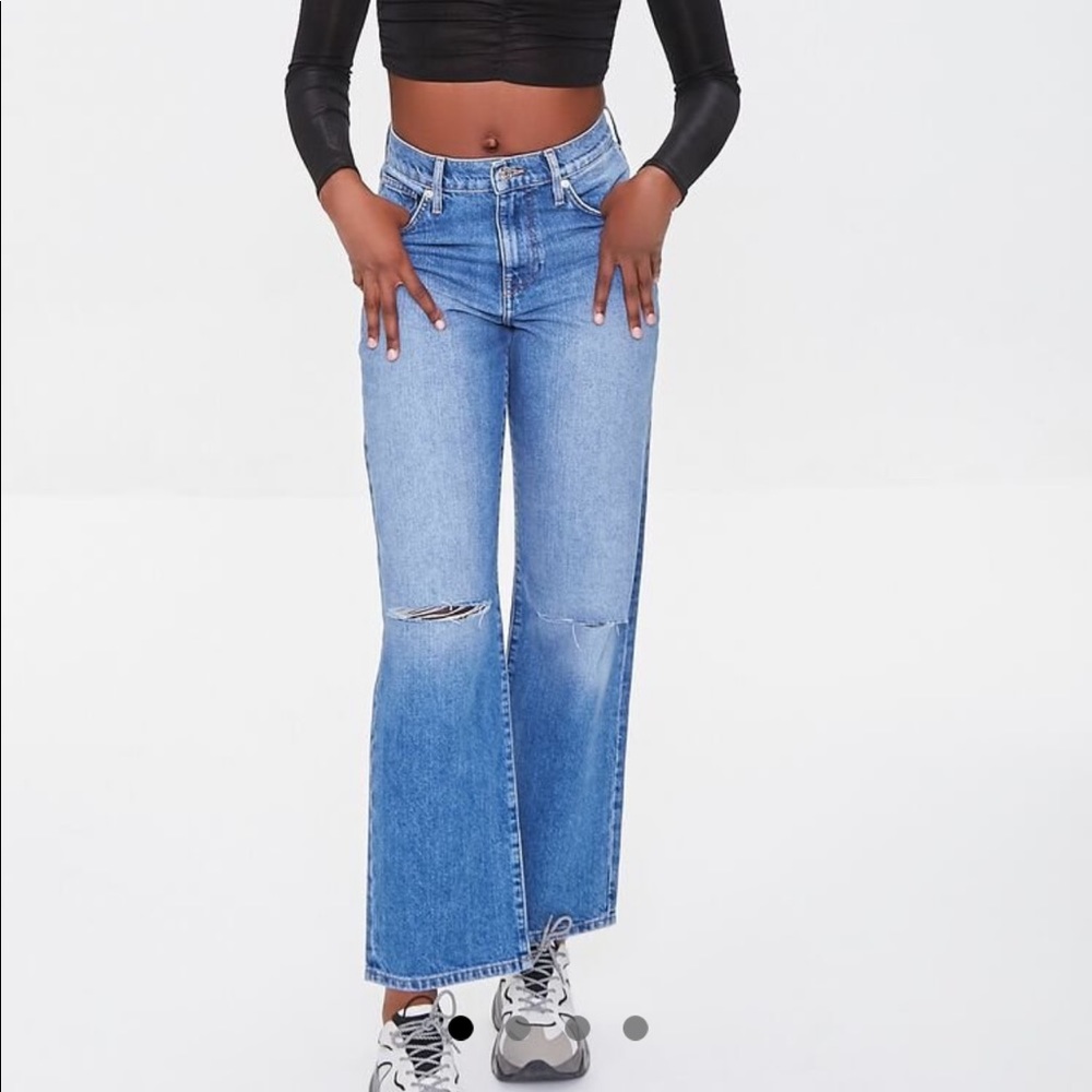 Forever 21 Distressed 90-s Fit Jeans Medium Denim Size 28